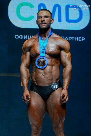 CLASSIC PHYSIQUE +178